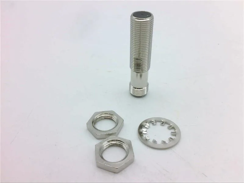 Omron E2A-M12KS04-M1-B1 — Proximity Sensors (image 4)