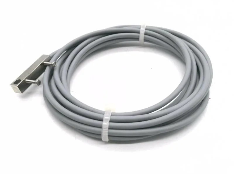 SICK IQ05-0B8PS-ZU1 — Proximity Sensors (image 2)