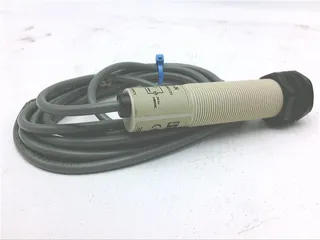 Omron E3F2DS10Z1N — Photoelectric Sensors
