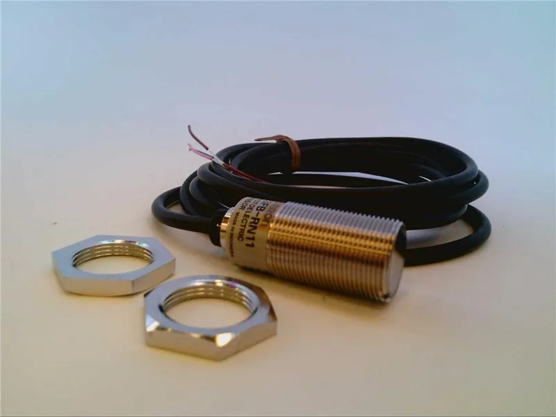 Omron E3FB-RN112M — Photoelectric Sensors (image 2)