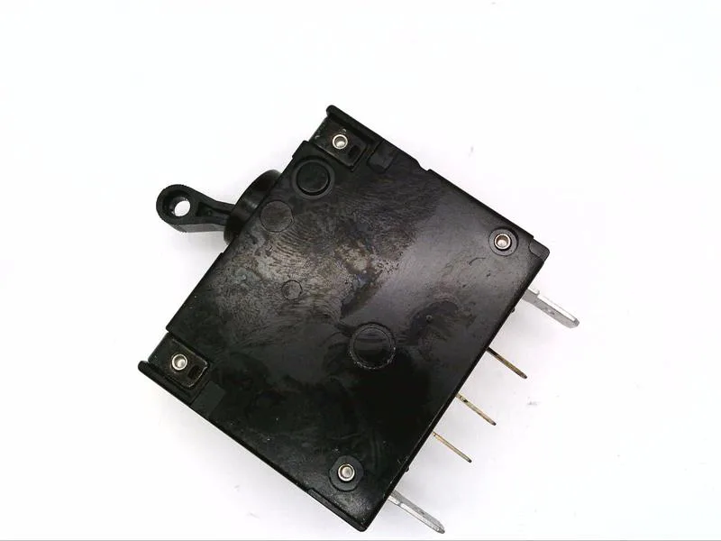 Fuji Electric CP31EM/2WDC — Miniature Circuit Breakers (MCB) (image 2)
