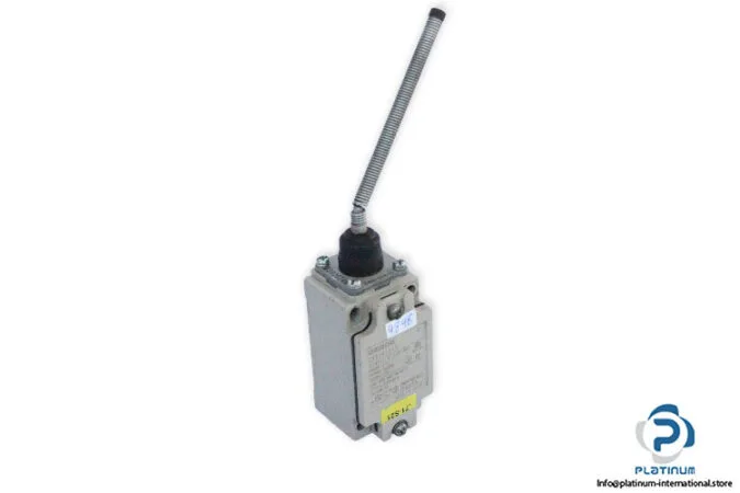 Omron D4B-4181N — Limit Switches (image 2)
