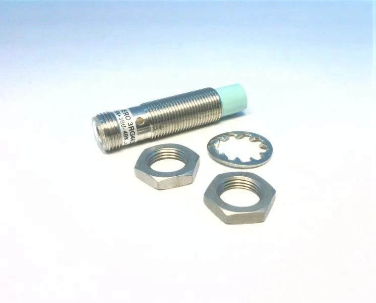 Siemens 3RG46223AN61 — Proximity Sensors (image 2)