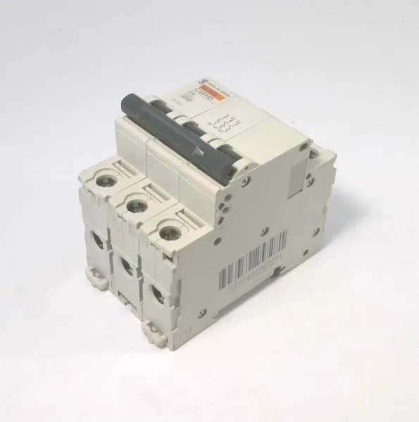 Schneider Electric C60HD306