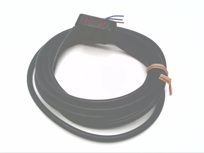 Omron E3Z-LT81-D 2M — Photoelectric Sensors