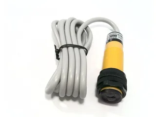 Omron E3FDS30C4