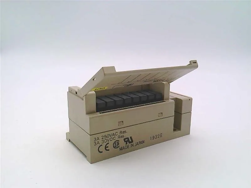 Omron SRT2-ROC08 — Digital Output Modules (image 4)
