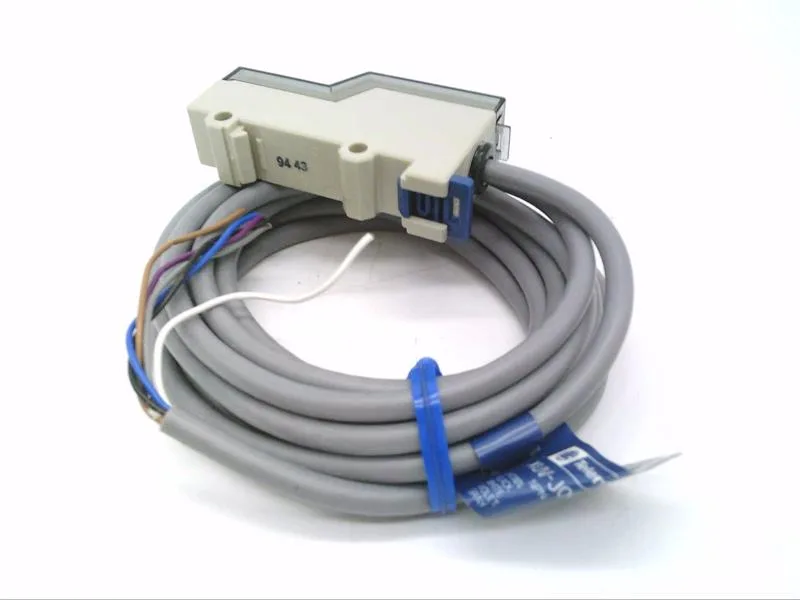 Schneider Electric XUV-J003530 — Photoelectric Sensors (image 2)