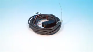 Omron E3V3-R61 — Photoelectric Sensors (image 2)