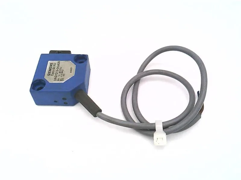 Siemens 3RG7013-0GA00 — Photoelectric Sensors (image 2)