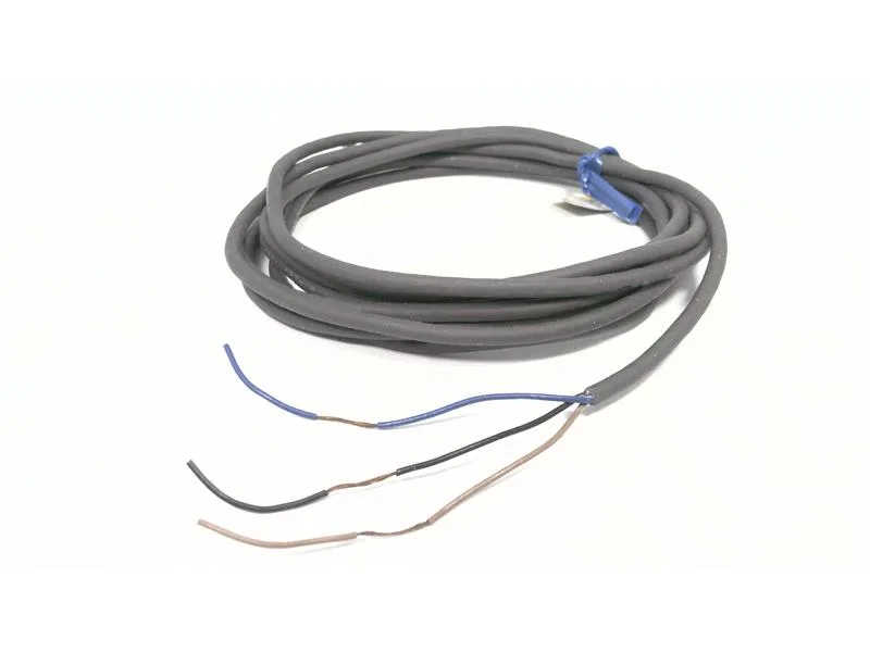 Omron E2E-CR8B1 — Proximity Sensors (image 4)