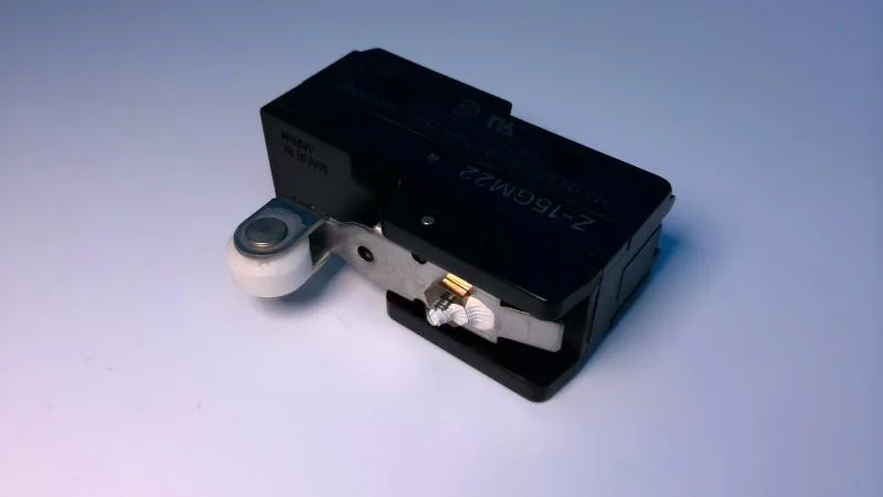 Omron Z-15GM22 — Limit Switches (image 2)