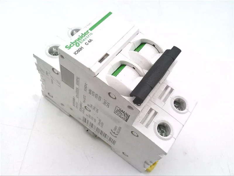 Schneider Electric A9F54204 (image 2)