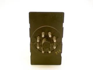 Fuji Electric ADA-1P-C-AC200-220V — General Purpose Relays (image 2)