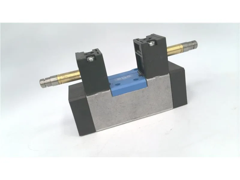 Festo MN1H-5/3E-D-1-C — Solenoid & Directional Valves (image 2)