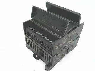 Siemens 6ES7223-1BH22-0XA0 — PLC I/O & Expansion Modules (image 3)