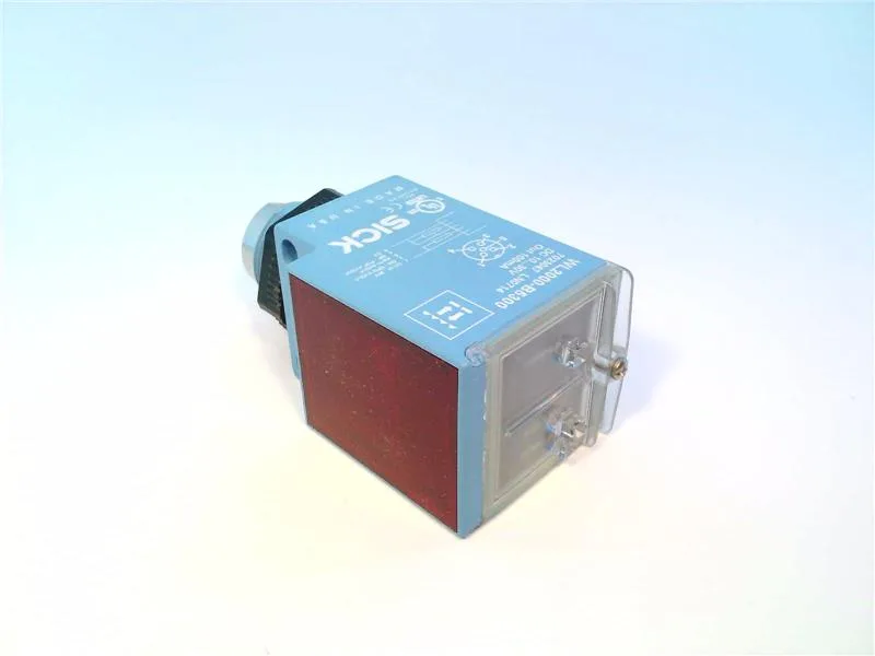 SICK WL2000-B5300 — Photoelectric Sensors