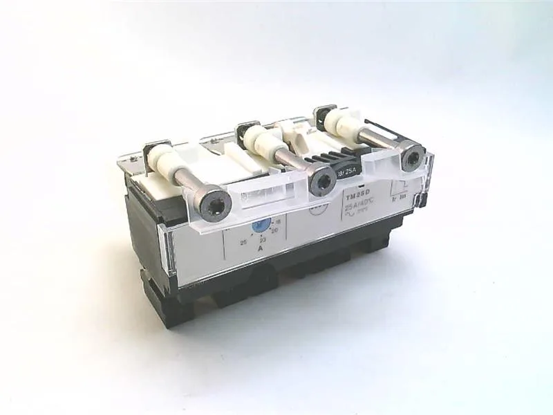 Schneider Electric LV429036 (image 2)