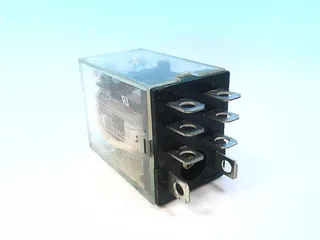 Omron LY2-0-AC110/120 — General Purpose Relays (image 2)