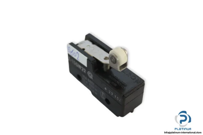 Omron Z-15GW22 — Limit Switches (image 2)