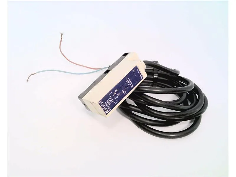 Schneider Electric XULA06011 — Photoelectric Sensors (image 2)