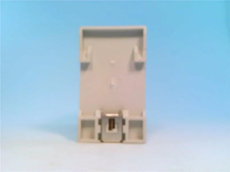 ABB 1SVR650660R0200 — Solid State Relays (image 4)