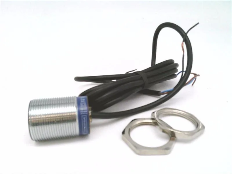 Schneider Electric XS1N30NA349 — Proximity Sensors (image 2)
