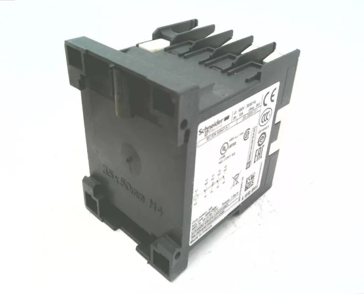 Schneider Electric CA4KN31BW3 (image 4)