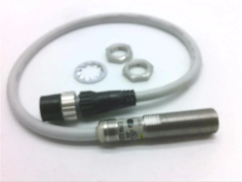 Omron E2FM-X2D1-M1TGJ — Proximity Sensors (image 2)