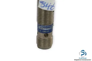 Schneider Electric XS1N12PB349D — Proximity Sensors (image 5)