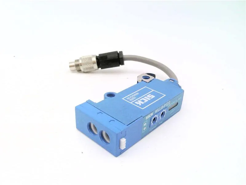 SICK WLL6-P122 — Photoelectric Sensors
