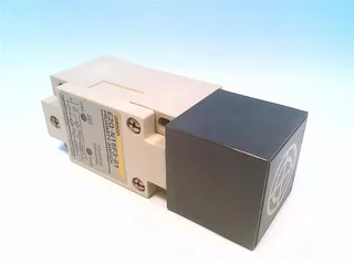 Omron E2Q-N15F3-51 — Proximity Sensors (image 4)