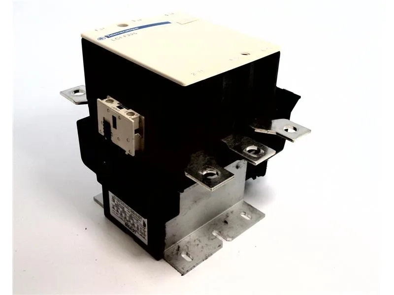 Schneider Electric LC1F225V7 (image 2)
