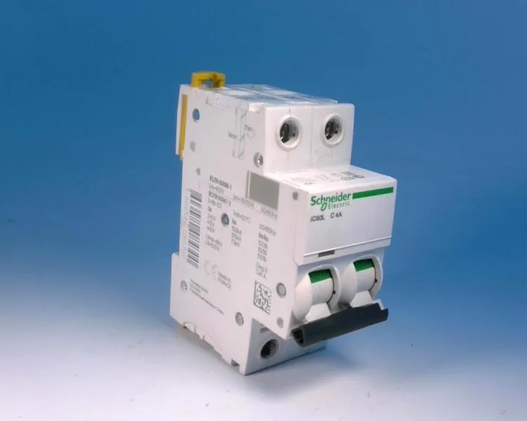 Schneider Electric A9F94202