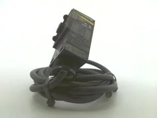Omron E3JUXRP4T — Photoelectric Sensors