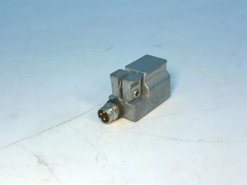 Festo SMT-3-NS-SL-LED-24B — Proximity Sensors (image 2)