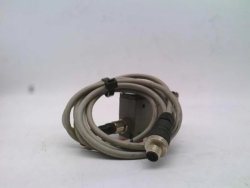 Omron E3MC-MA11 — Photoelectric Sensors (image 2)