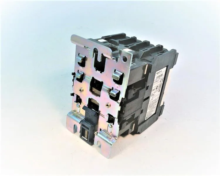 Schneider Electric LC1D40008M5 (image 4)