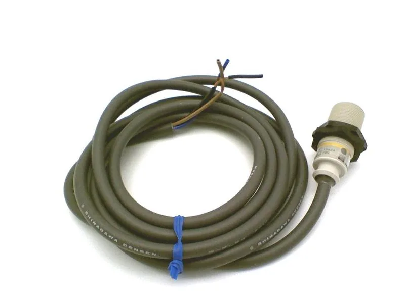 Omron E2F-X5F1 — Proximity Sensors