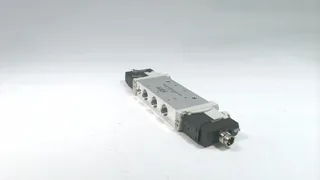Festo VUVG-L14-B52-H-G18-1R8L — Solenoid & Directional Valves (image 3)