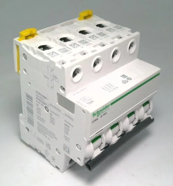 Schneider Electric A9F93416