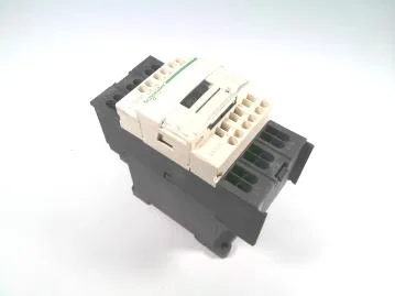 Schneider Electric LC1D093GD (image 3)