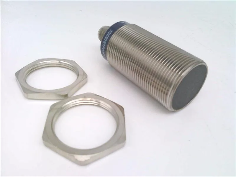 Schneider Electric XS630B1PAM12 — Proximity Sensors (image 2)