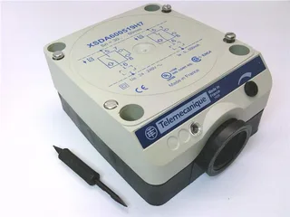 Schneider Electric XSDA600519H7 — Inductive Proximity Sensors (image 4)