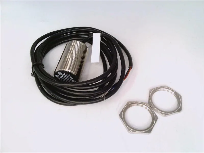 Schneider Electric XS130BLPBL2 — Proximity Sensors (image 2)