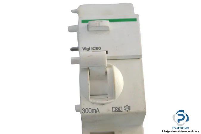 Schneider Electric A9Q54225 (image 3)