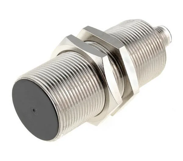 Omron E2A-M30LS15-M1-B1 — Proximity Sensors