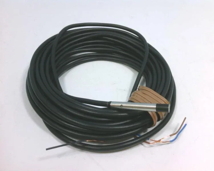 Omron E2E-C04N03-WC-B1 5M — Proximity Sensors (image 2)