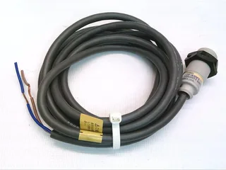 Omron E2F-X2Y1-G