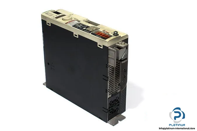 Schneider Electric LXM32SD12N4 (image 4)